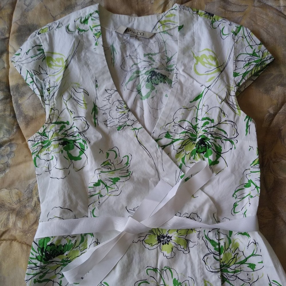 RW&Co. Floral Summer Blouse Top - White/Green